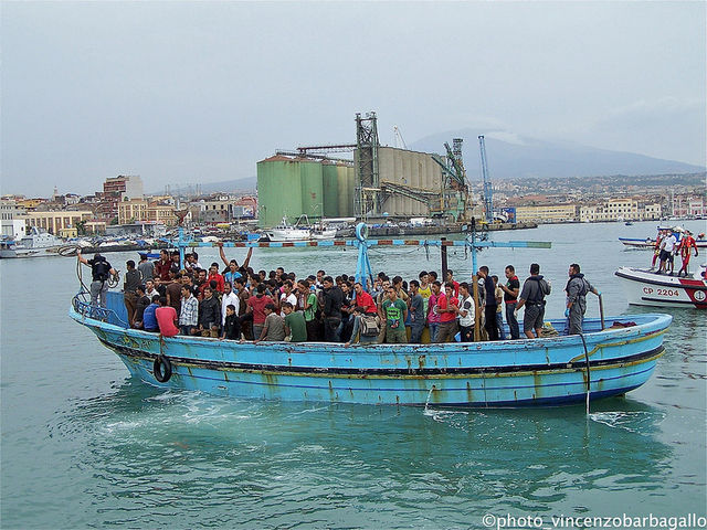 Accoglienza immigrati: on line il bando della Prefettura di Matera 