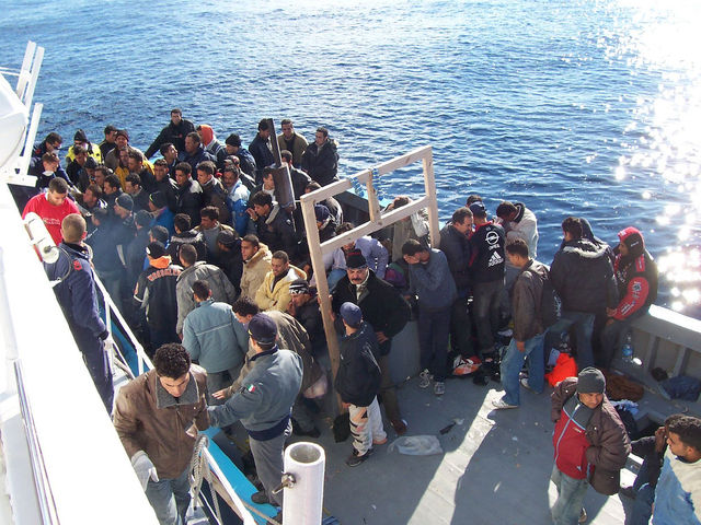 Accoglienza, Pittella espone il piano per l'inclusione dei migranti